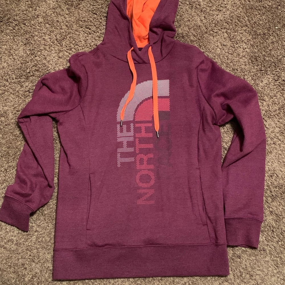 Women’s North Face Hoodie